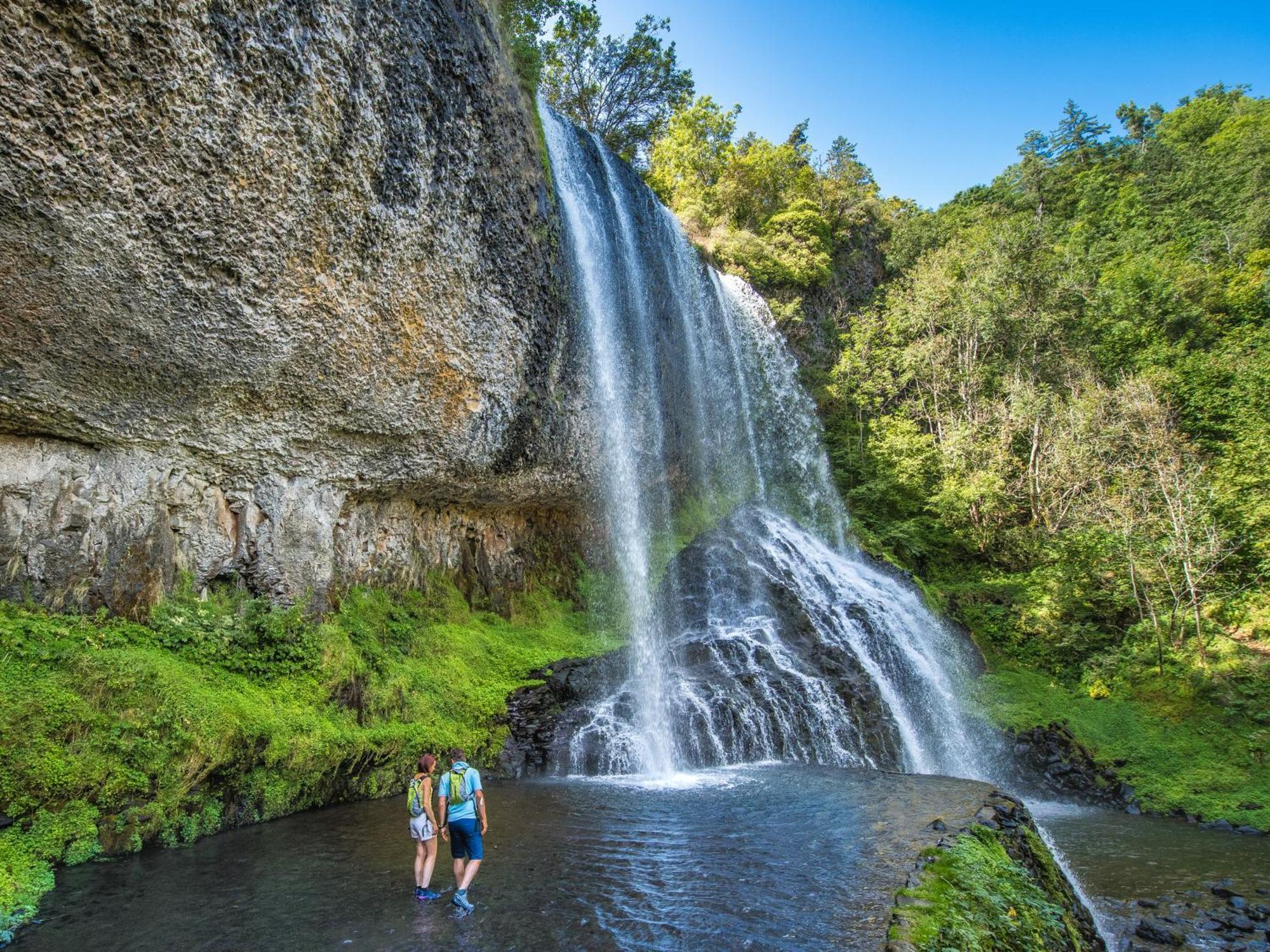Отель Ibis Le Puy-En-Velay Centre Экстерьер фото